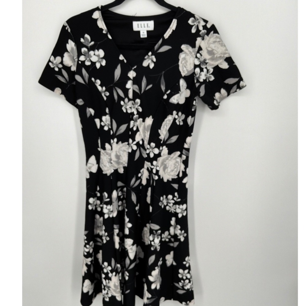 Elle Black White Floral Fit & Flare Dress Size XS Short Sleeve